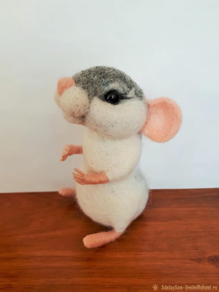 Игрушки из шерсти мышка