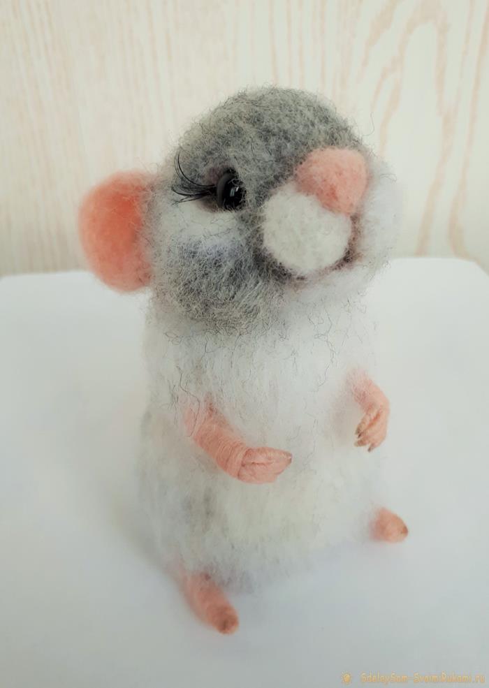 Игрушки из шерсти мышка