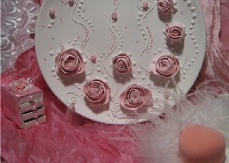 Декоративная тарелка "Розовые мечты"