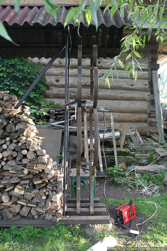поленница дровяник полено дрова дача деревня ландшафт made of metal своими руками металл diy