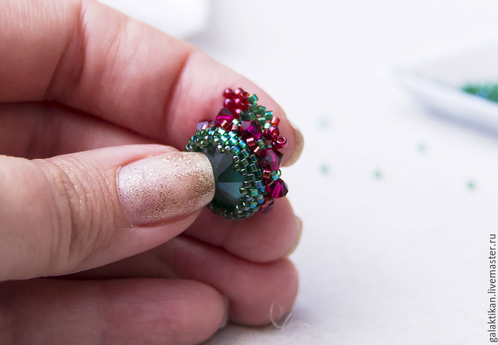 Процесс изготовления цветка-брошки «Фантазия» с кристаллом Swarovski, фото № 20