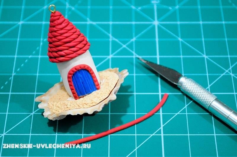 Брелок из пластики