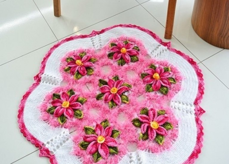Декоративный цветочный коврик