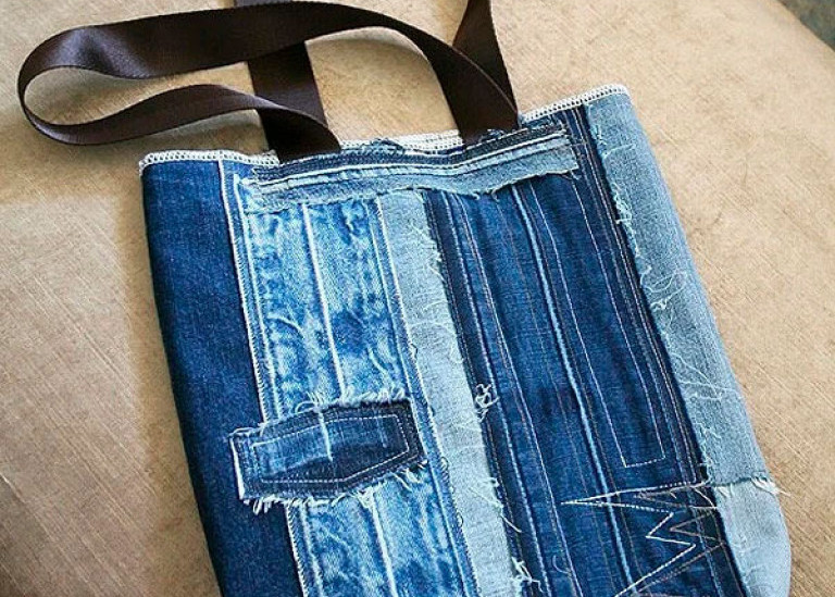Сумка в стиле пэчворк из джинсовых поясов